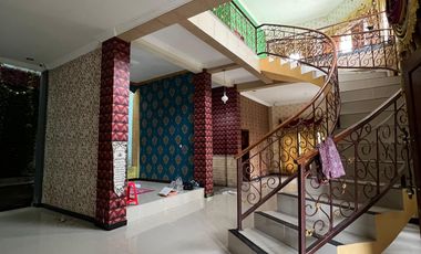 Dijual Rumah Mewah di Banjarejo Kota Madiun