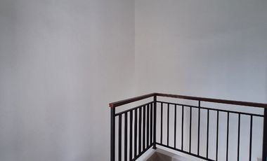 Rumah 2 lantai ready stock dekat kampus UNPAM 2