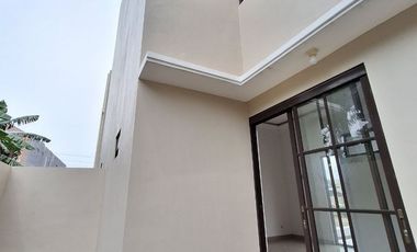 Rumah 2 lantai ready stock dekat kampus UNPAM 2