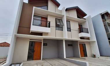 Rumah 2 lantai ready stock dekat kampus UNPAM 2
