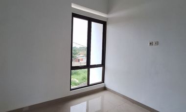 Rumah 2 lantai ready stock dekat kampus UNPAM 2