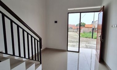 Rumah 2 lantai ready stock dekat kampus UNPAM 2