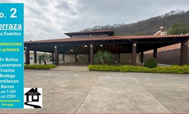 En venta Local Comercial, Casa y Terraza para Eventos.
