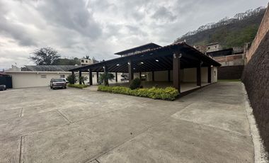 En venta Local Comercial, Casa y Terraza para Eventos.