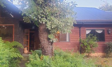 Casa en Venta Condominio Raíces Puerto Pucón, 5D, 4B, Estacionamientos