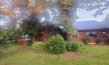 Casa en Venta Condominio Raíces Puerto Pucón, 5D, 4B, Estacionamientos