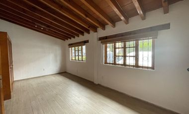 Casa en Condominio con gran jardín