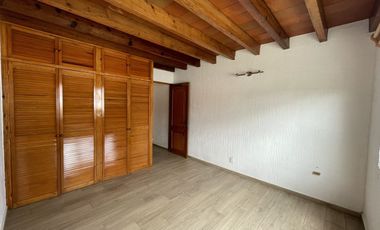 Casa en Condominio con gran jardín