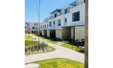 CASA NUEVA EN VENTA  MODERNA  A 20 MIN DE CUERNA CON VIGILANCIA