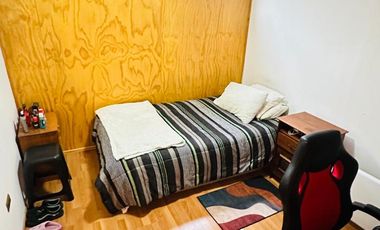 CASA DE 5 D Y 3 B EN LOMAS DE MAQUEHUE PADRE LAS CASAS