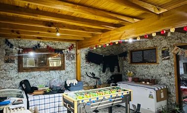CASA DE 5 D Y 3 B EN LOMAS DE MAQUEHUE PADRE LAS CASAS