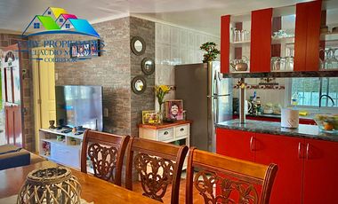VENTA  CASA DE DOS PISOS Y DEPARTAMENTO INTERIOR