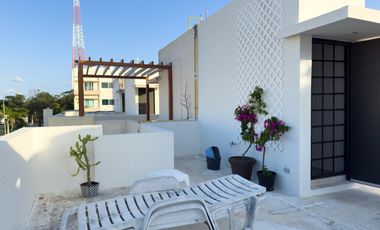 CASA EN VENTA EN PLAYA DEL CARMEN 3 HABITACIONES CON ALBERCA CERCA A PLAYA ACCESO PRIVADO PROMOCIÓN