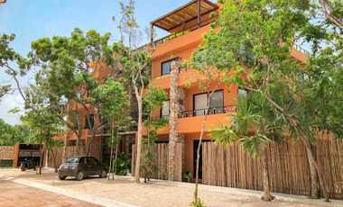 CASA EN VENTA EN TULUM 3 HABITACIONES CON ALBERCA INFINITY, ZONA DE REUNIONES JUEGOS PARA NIÑOS