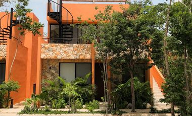 CASA EN VENTA EN TULUM 3 HABITACIONES CON ALBERCA INFINITY, ZONA DE REUNIONES JUEGOS PARA NIÑOS