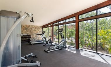 CASA EN VENTA EN TULUM 3 HABITACIONES CON ALBERCA INFINITY, ZONA DE REUNIONES JUEGOS PARA NIÑOS