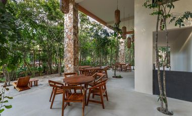 CASA EN VENTA EN TULUM 3 HABITACIONES CON ALBERCA INFINITY, ZONA DE REUNIONES JUEGOS PARA NIÑOS