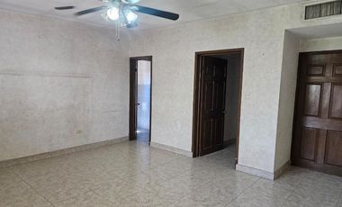 Casa en Renta en Fracc. Ex Hacienda Los Angeles, Torreón Coah.