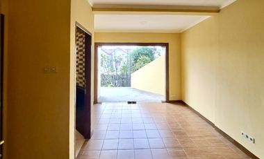 Jual Rumah Renovasi 152 m2 di Villa Graha Hijau, Ciputat