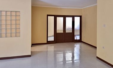 Jual Rumah Renovasi 152 m2 di Villa Graha Hijau, Ciputat