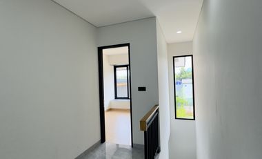 Dijual Rumah Di Ciputat 2 Lantai Dalam Cluster Dekat Pintu Tol