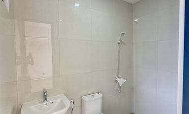 Dijual Rumah Di Ciputat 2 Lantai Dalam Cluster Dekat Pintu Tol