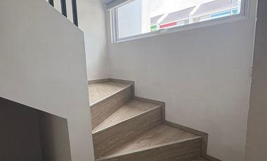 Rumah Siap Huni di Cluster Martinez Gading Serpong