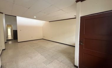 Venta de casa de una planta en Alborada 10ma. etapa, GabR