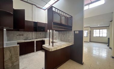 Venta de casa de una planta en Alborada 10ma. etapa, GabR