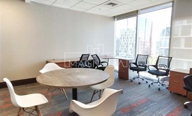 Oficina en Arriendo en A pasos del Parque Araucano, futura línea 7 del Metro