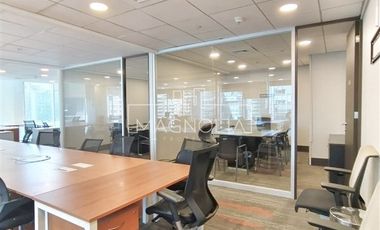 Oficina en Arriendo en A pasos del Parque Araucano, futura línea 7 del Metro