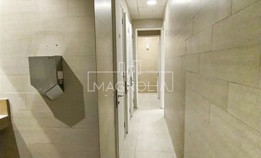 Oficina en Arriendo en A pasos del Parque Araucano, futura línea 7 del Metro