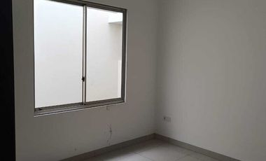 Disewakan Rumah 2 Lantai Ukuran 8x15 Pantai Indah Kapuk 2