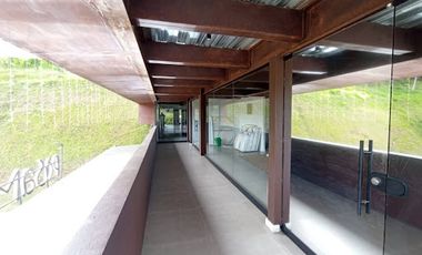 ARRIENDO de OFICINAS en EL RETIRO