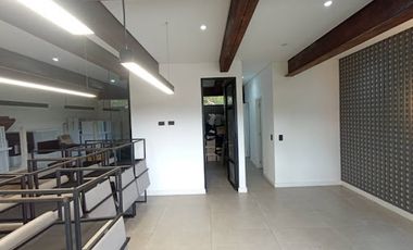 ARRIENDO de OFICINAS en EL RETIRO