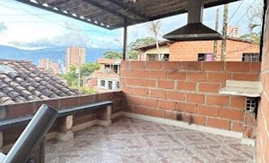 ARRIENDO de CASA RESIDENCIAL en ItaguÃ­