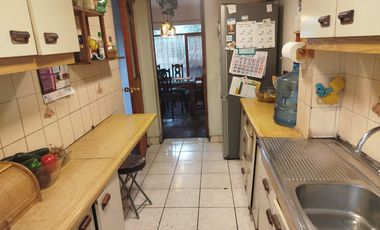 GRAN OPORTUNIDAD!!! VENDO CASA ÑUÑOA