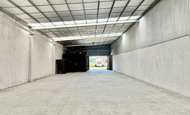 Galpón a estrenar en venta