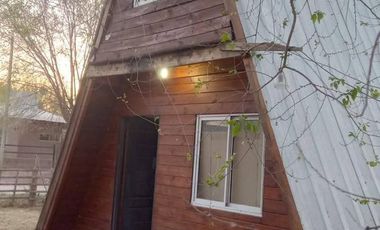 SE ALQUILA CASA ALPINA DE 1 DORMITORIO A 400 MTS DE RUTA 38 EN SANTA MARIA REF 2154