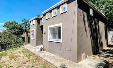 Casa en Venta en Rio Ceballos - Excelente Ubicacion con 2 Dormitorios y Cochera