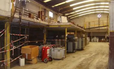 Galpón en  Loma hermosa en Venta . OPORTUNIDAD !