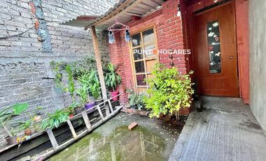 CASA EN COLONIA LOMA COLORADA