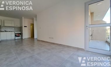 Departamento de dos ambientes en alquiler, Morón.
