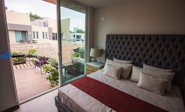 RENTA TOWN HOUSE AMUEBLADO EN LOMAS DEL VALLE