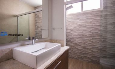 RENTA TOWN HOUSE AMUEBLADO EN LOMAS DEL VALLE