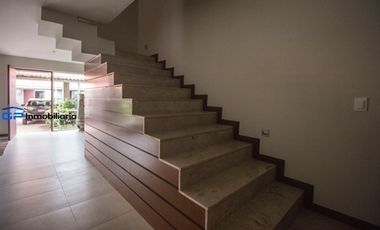 RENTA TOWN HOUSE AMUEBLADO EN LOMAS DEL VALLE