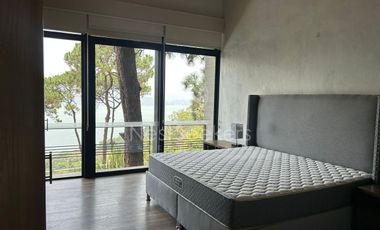 ESPECTACULAR CASA EN RENTA EN VALLE DE BRAVO CON VISTA AL LAGO
