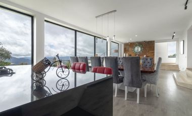 Venta casa en yerbabuena