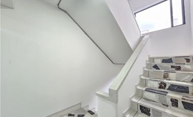 SE ARRIENDA AMPLIO EDIFICIO EN LAS NIEVES - CENTRO DE BOGOT