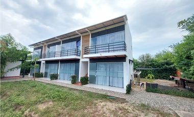 VENTA EXCELENTE CASA TURSTICA EN RICAURTE CUNDINAMARCA